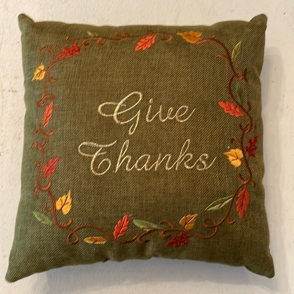 Give Thanks Throw Pillow 🍁🙏🏻🦃🍂